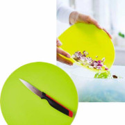 Гибкая разделочная доска круглая Tupperware салатовая