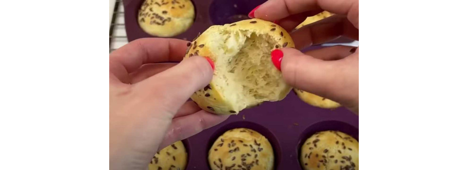 Луковые булочки в силиконовой форме Капкейки