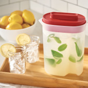 Кувшин Compact Pitcher 1,89л Rubbermaid