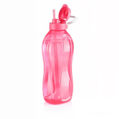 Эко-бутылка 2л Tupperware красная с трубочкой Эко-бутылка 2л Tupperware красная с трубочкой