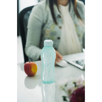 Эко-бутылка 500мл с винтовой крышкой Tupperware бирюзовая Эко-бутылка 500мл с винтовой крышкой Tupperware бирюзовая