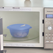 Чаша Новая волна для разогрева в СВЧ 1,3 л сиреневая Tupperware